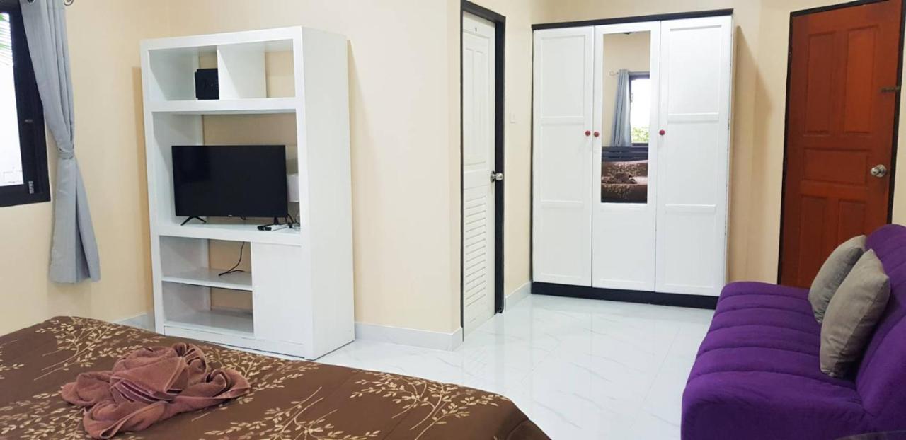 Corner - House Walking Street 4 Bedrooms Pattaya