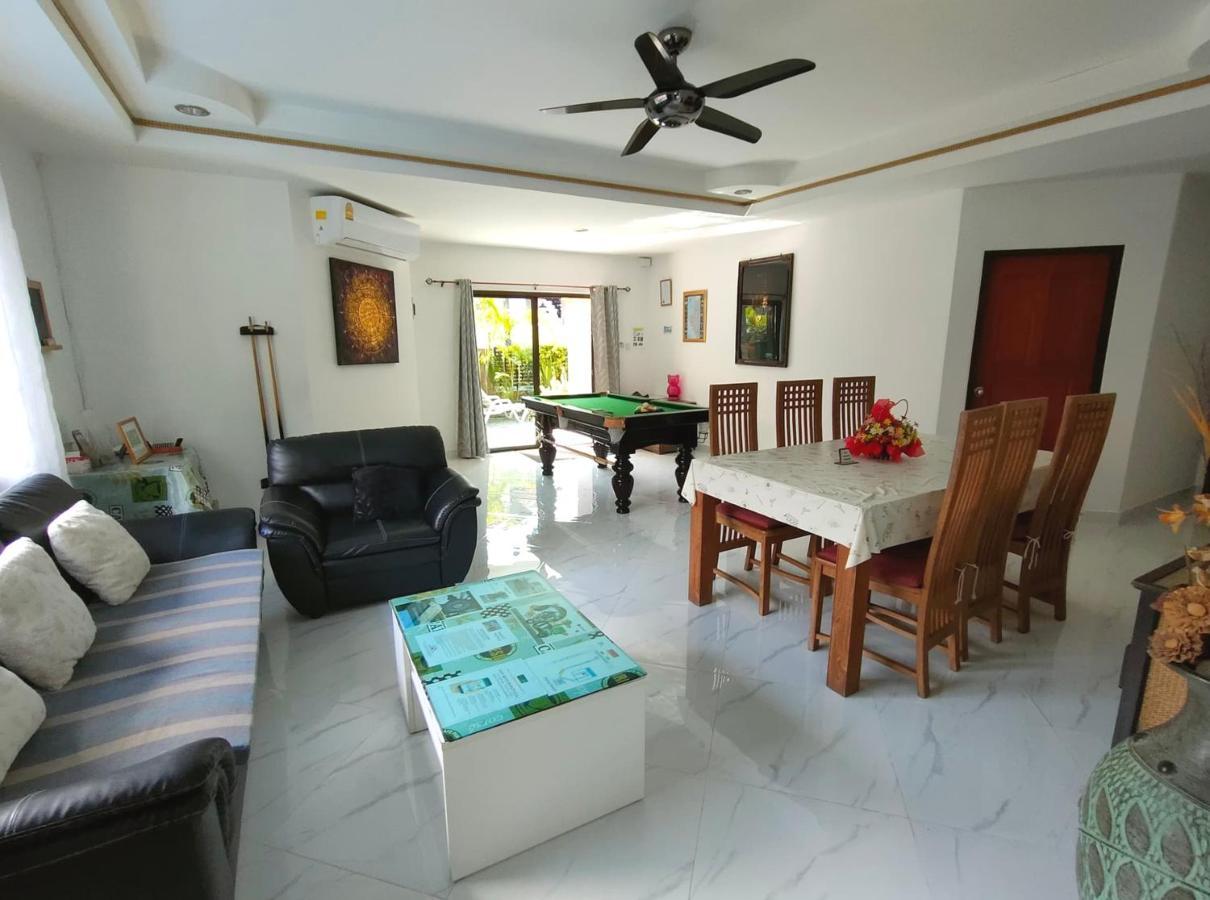 Corner - House Walking Street 4 Bedrooms Pattaya